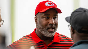 Kansas City Chiefs giving former players Super Bowl rings