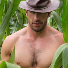 Mark Boles's Instagram, Twitter & Facebook