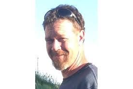 Carissa Emerson's Instagram, Twitter & Facebook