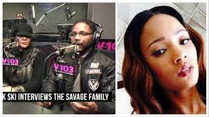 Jocelyn Savage's Instagram, Twitter & Facebook