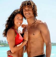 Pacarnya menghilang setelah meninggalkan video seks. Nathan Ake Childhood Story Plus Untold Biography Facts