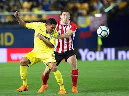 Jogo foi interrompido e jogador foi transportado ao hospital, já estabilizado. Villarreal Em Alarme Jogador Cai Inanimado Outro Sofre Hipotensao Maisfutebol