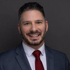 Donald Mccue's Instagram, Twitter & Facebook