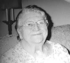 Elsie Dunlap's Instagram, Twitter & Facebook