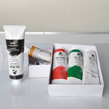 Ia terbuat dari bahan lateks dan memiliki kualitas yang baik, sebab ia. Cat Minyak Kelas Seniman Kualitas Terbaik 50ml 100ml 170ml 200ml Buy Cat Minyak Artis Cat Minyak Cat Minyak Sikat Product On Alibaba Com