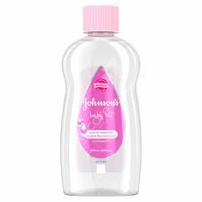 About this product the gentle johnson's baby oil makes it easy for you to give your little one loving nourishment and your touch helps in stimulating her senses which is critical for her happy and healthy development. Johnson S Baby Oil 200ml Wellcare Online Pharmacy Qatar Buy Medicines Beauty Hair Skin Care Products And More Wellcareonline Com