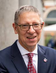 Robert Baker — Mentoring. Inspiring. Empowering.