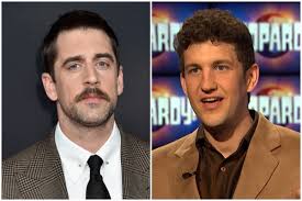 Luke Bryan Mocks Aaron Rodgers' Vaccine Controversy at the CMA Awards