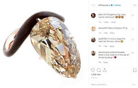 Colin jost wedding ring, snl. Parity Scarlett Johansson S Engagement Ring Up To 79 Off