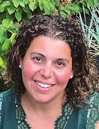 ASSUMES A PROMINENT MANTLE