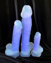 Luminous Dildo Review, Dual Density Silicone x 3 by Evolved • Phallophile  Reviews