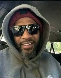 I don't want you to be a fan I want you to be my loving woman❤️🌹. If you  really love me, prove it to me by saying I love you Matt ❤️🌹💕.