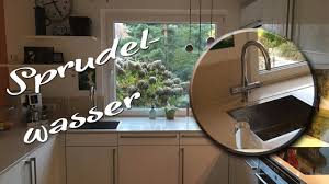 Ein nützlicher tipp ist, kunstwerk gut zehn zoll über großen möbelstücken aufzuhängen. Sprudelwasser Aus Dem Wasserhahn Nie Wieder Wasser Schleppen Youtube