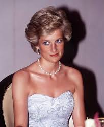 Viral foto dan video cewe ini yang katanya pink bgt ?‼️tiktok viral video cewe pink подробнее. Want To Style Your Hair Like Princess Diana This Viral Tiktok Breaks Down All The Steps Harper S Bazaar Arabia