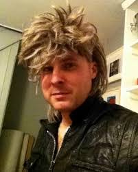 Derek Gosnell's Instagram, Twitter & Facebook