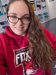 Alyssa Seitz's Instagram, Twitter & Facebook