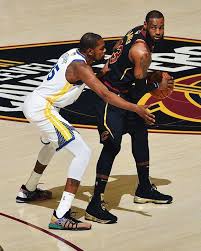 Bleacher Report Kicks On Instagram Two Years Ago Today Kevin Durant And The Warriors Swept The Cavs Easymoneysniper In 2020 King Lebron James Kevin Durant Nba Mvp