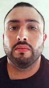 Caen 4 con 530 mil dólares y autos y droga