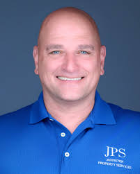 Danny Johnston's Instagram, Twitter & Facebook