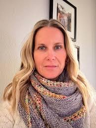 What activities are there for teens and adults in Grand Cayman?