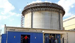 Asigura functionarea in siguranta a unitatilor nucleare 1 si 2, fiecare cu o putere instalata de productie de 700 mw. Incendiu La Centrala NuclearÄ De La CernavodÄ S A SupraincÄlzit Un Element Al Sistemului De VentilaÅ£ie