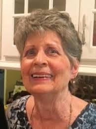 Karen Borowiak's Instagram, Twitter & Facebook