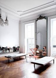 Simple backyard shed turned into a stylish,. Klassieke Woonkamer Ideeen Uit New York Inrichting Huis Com Interior Home House Interior