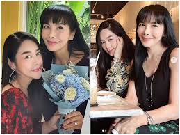 โดย ตั๊ก มยุรา ก็ได้เปิดเผยภาพอยู่หน้าห้องไอซียูที่โรงพย าบาล พร้อมเผยข้อความระบุด้วยว่า ในขณะที่ทุกคนฉลอง. 2rj3pw9a0kut9m