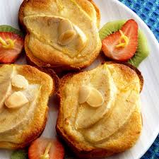 Brioche Perdue Pommes Et Creme D Amandes Brioche Perdu Brioche Recette