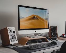 Pin By Rafael Favrin On Amazing Set Ups With Edifier In 2020 Desktop Setup Desktop Speakers Setup