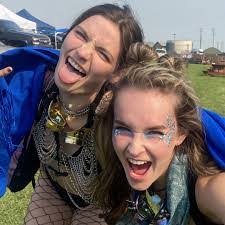 Phillip Mcleod's Instagram, Twitter & Facebook