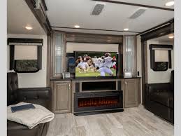 Whether you are a tailgater or enjoy the general convenience of everything virtual tour: Keystone Montana Fifth Wheel Clearance Bullyan Rvs Blog