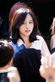 Female Idol Who Has An Odd Vibes In Her Which Is Known As The Characteristic Of Japanese Pannatic Mina Beauty Pop Kpop Girls