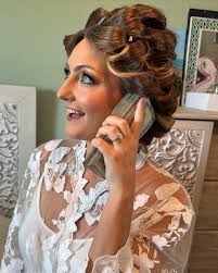 could not be happier for the new Mr & Mrs Caputo 💕 thank you Jackie for  trusting me to glam you up