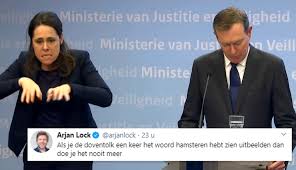 Het kabinet vindt het aantal opnames van coronapatiënten in ziekenhuizen en op ic's te hoog om de verdere versoepelingen van. Nederlandse Gebarentolk Wordt Internethit Door Vertaling Van Het Belang Van Limburg Mobile