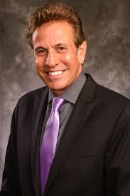 Steve Albert's Instagram, Twitter & Facebook