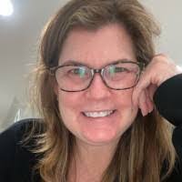 Noelle Farmer's Instagram, Twitter & Facebook