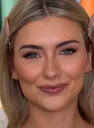 Hello, does anyone have any recommendations for vendors who do selfie  mirrors? Thanks in advance. September 2026 wedding for reference 😊