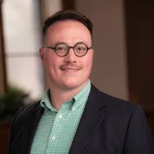 Over the past 10 weeks of the summer, I had the incredible opportunity to  be a marketing intern at Silk Road Professionals! To say it was a learning  experience is an understatement.