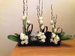 Rangkaian bunga jangan terlalu tinggi dan jangan menutupi peralatan misa. Rangkaian Bunga Segar Untuk Liturgi Gereja Home Facebook