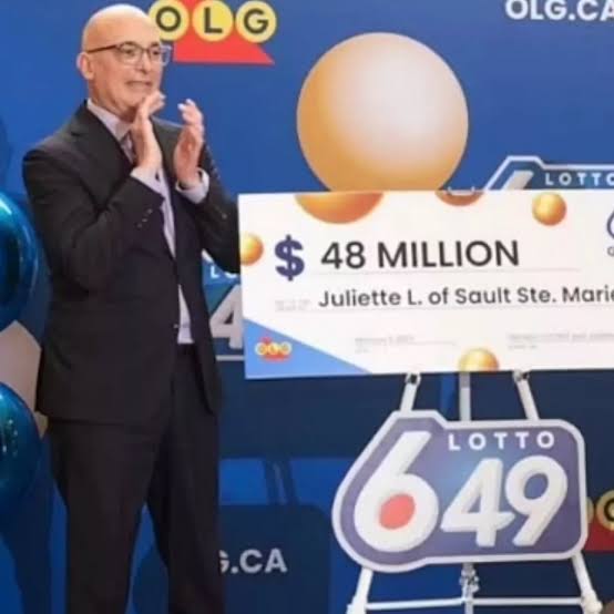 Teen who emptied piggy bank as kid to help others wins $36million on  first-ever lottery - The Mirror US