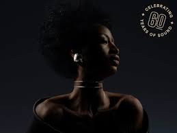 Bose celebra 60 años de sonido icónico y pasión por la música