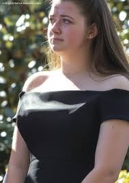 MY DAD LEFT WHEN I WAS THREE — AT HIS FUNERAL, I WAS SHOCKED TO FIND OUT  WHAT HE LEFT ME IN HIS WILL. Growing up, I didn't know my dad. He