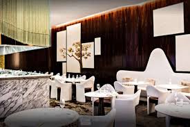 La Scene Restaurant Chic Et Mode De L Hotel Prince De Galles Paris Gourmand