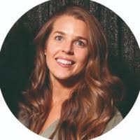 Amanda Shephard's Instagram, Twitter & Facebook