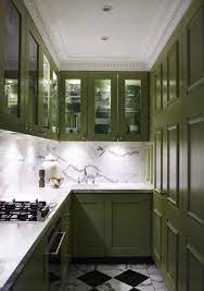 Ihr shop für englisches geschirr. Green Cabinets Dark Green Kitchen Kitchen Design Small Green Kitchen Cabinets
