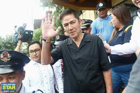 VIC SOTTO FILES CASE VS 'THE RAPISTS OF PEPSI PALOMA' DIRECTOR Actor-TV  host Vic Sotto files cyberlibel case against director Darryl Yap at the  Muntinlupa Regional Trial Court on Thursday. He was