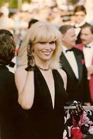 Prodotto dai pixar animation studios e distribuito dalla buona vista international (walt disney pictures). Amanda Lear Wikipedia