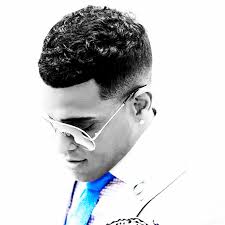 mikaben ou montre nou ke devan lanmou, tout Mi Ka Ben, tout miray dwe  tonbe. Ou tann se pandan yon bèl selebrasyon linyon ak tèt ansanm pou fè  nou sonje sa pi