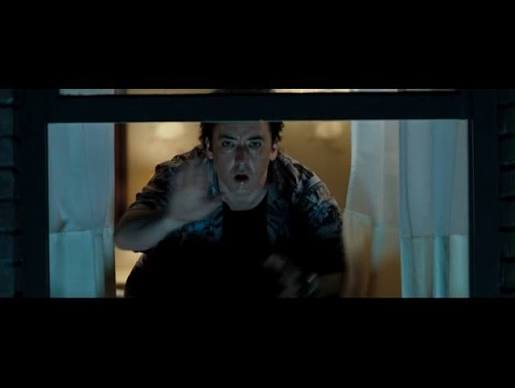 Scariest Movie Scenes - 1408 (2007) - Knife-Wielding Ghost